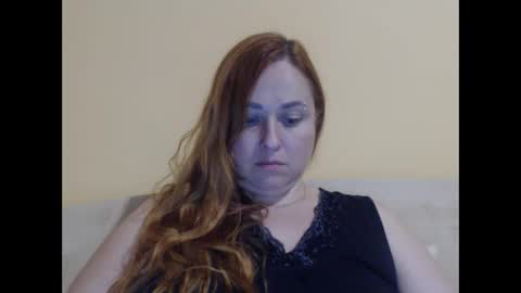 Snapshot of zara_red chatting on June 9, 1:12 pm Kate. if im not here im here foxy red333 online show from June 9, 1:12 pm