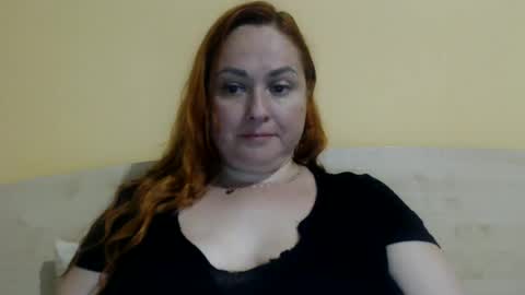 Snapshot of zara_red chatting on June 15, 11:34 am Kate. if im not here im here foxy red333 online show from June 15, 11:34 am
