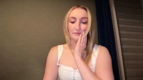 zaraallure online show from July 30, 9:14 pm