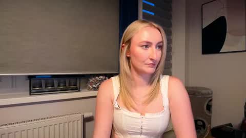 zaraallure online show from July 31, 7:24 pm