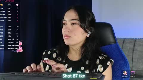 Snapshot of zaradames_ chatting on June 27, 5:01 am zaradames_ online show from June 27, 5:01 am