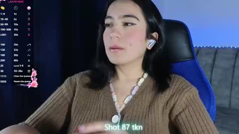 Snapshot of zaradames_ chatting on July 2, 2:22 am zaradames_ online show from July 2, 2:22 am