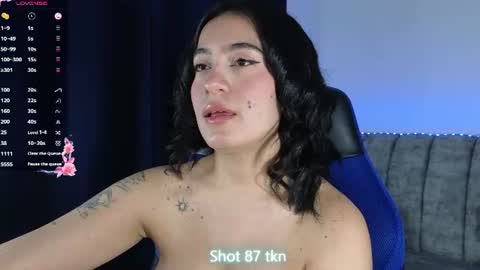Snapshot of zaradames_ chatting on July 7, 6:47 am zaradames_ online show from July 7, 6:47 am