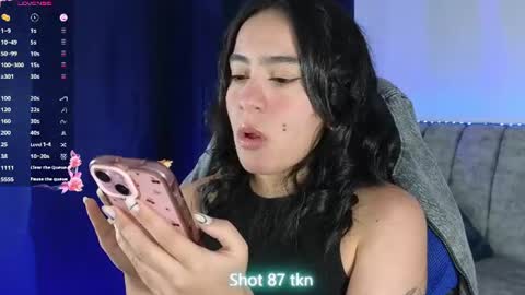 Snapshot of zaradames_ chatting on August 8, 3:19 am zaradames_ online show from August 8, 3:19 am