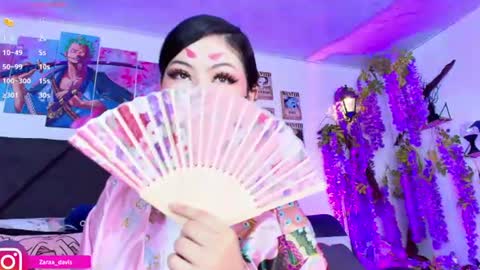Snapshot of zaradaviss chatting on July 7, 8:13 pm Zara online show from July 7, 8:13 pm