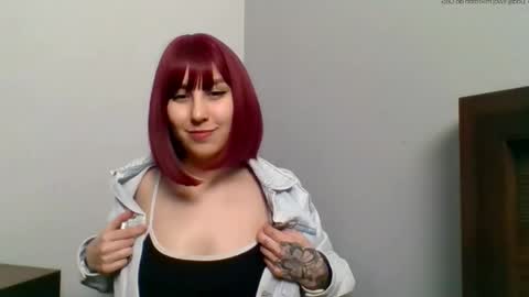 Snapshot of zaradesire chatting on April 28, 4:23 pm Zara online show from April 28, 4:23 pm