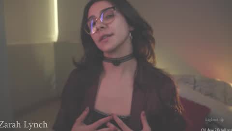 Snapshot of zarahlynch chatting on January 12, 10:26 pm Miss Lynch Next show 2911 online show from January 12, 10:26 pm