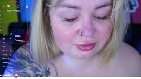 Lola online show from February 12, 8:37 pm