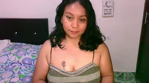 Snapshot of zaray_45bella chatting on October 23, 10:41 pm zaray online show from October 23, 10:41 pm