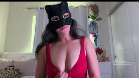 Snapshot of zarayaa_v chatting on March 28, 11:37 pm zarayaa_v online show from March 28, 11:37 pm