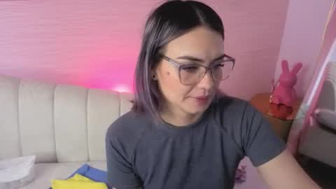 Isabella online show from July 28, 12:59 pm