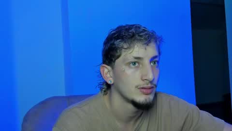 Snapshot of zarcoox chatting on April 7, 3:29 am Zarcoo online show from April 7, 3:29 am