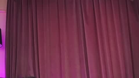 Snapshot of zariaavera chatting on May 12, 7:16 am zariaavera online show from May 12, 7:16 am