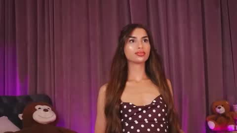 Snapshot of zariaavera chatting on May 23, 7:29 pm zariaavera online show from May 23, 7:29 pm