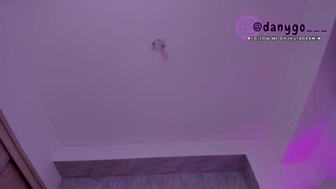 Snapshot of zarianaevanz chatting on March 6, 9:31 pm Zariana online show from March 6, 9:31 pm