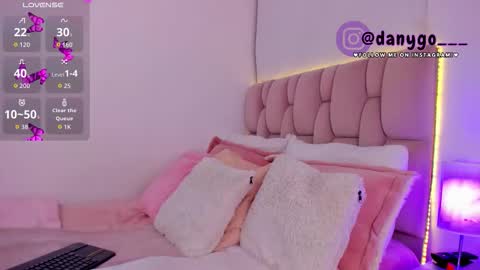 Zariana online show from November 27, 11:29 pm