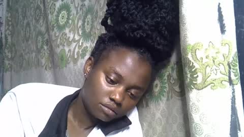 Snapshot of zarinamarlin chatting on July 24, 7:28 am zarinamarlin online show from July 24, 7:28 am