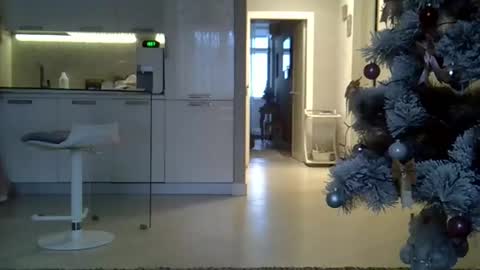 Zarina Swift online show from January 11, 9:57 am