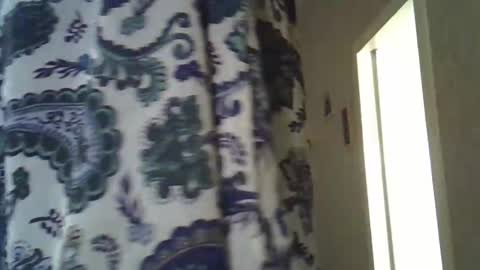 Snapshot of zarinaswift chatting on May 12, 4:31 am Zarina Swift online show from May 12, 4:31 am