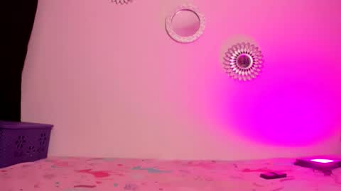 Zaritha Li online show from November 21, 10:25 am