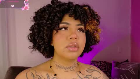 zaya_1 online show from January 19, 1:04 pm