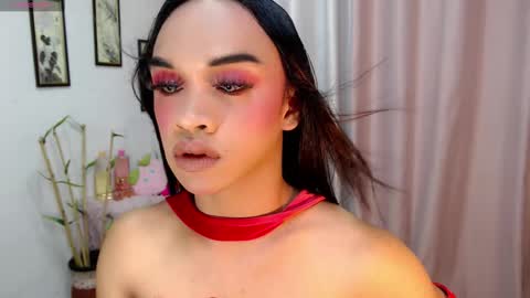 Snapshot of zaynelustts chatting on December 14, 8:02 pm zaynelustts online show from December 14, 8:02 pm