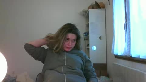 zazbella online show from February 1, 8:46 am