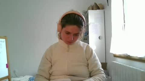 zazbella online show from March 20, 7:35 am