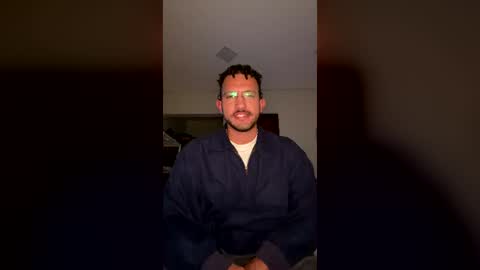 Snapshot of zcopoz chatting on July 30, 3:49 am zcopoz online show from July 30, 3:49 am
