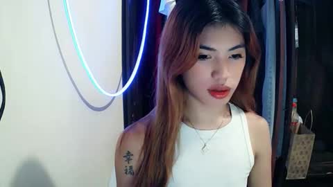 Snapshot of zeah_rev21 chatting on June 7, 4:44 pm zeah_rev21 online show from June 7, 4:44 pm