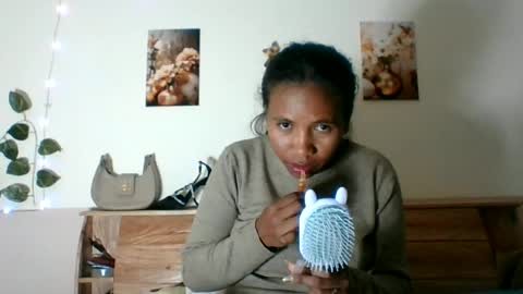 Snapshot of zedidia chatting on June 30, 7:15 pm zedidia online show from June 30, 7:15 pm