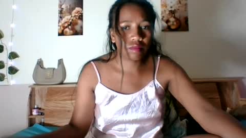 Snapshot of zedidia chatting on July 28, 3:21 pm zedidia online show from July 28, 3:21 pm