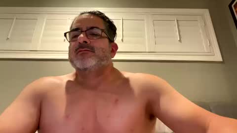 zeedeegee online show from October 12, 8:35 am