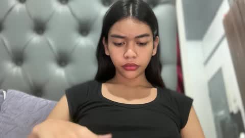 Snapshot of zeethefucker69 chatting on December 3, 2:04 pm Zo online show from December 3, 2:04 pm