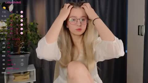 Snapshot of zegoi chatting on September 15, 1:22 pm Avi online show from September 15, 1:22 pm