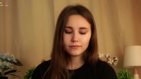 Emilia online show from October 4, 1:03 am