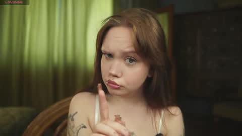 Emilia online show from May 5, 3:36 am