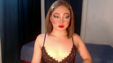 Snapshot of zemi_max chatting on June 18, 4:02 am zemi_max online show from June 18, 4:02 am