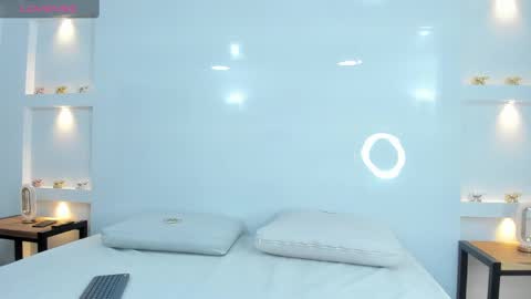 Snapshot of zenda_evans chatting on March 10, 3:56 am Zenda Evans online show from March 10, 3:56 am