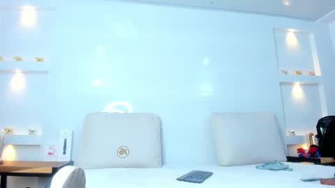 Snapshot of zenda_evans chatting on November 25, 3:39 am Zenda Evans online show from November 25, 3:39 am