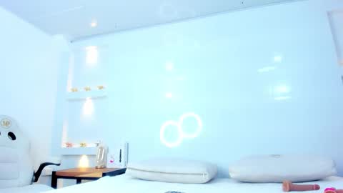 Snapshot of zenda_evans chatting on December 2, 3:34 am Zenda Evans online show from December 2, 3:34 am