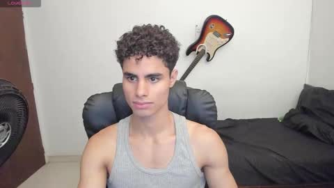 Snapshot of zenhzu chatting on September 30, 2:49 am zenzhu online show from September 30, 2:49 am