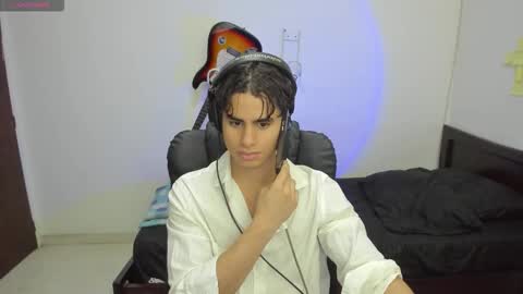 Snapshot of zenhzu chatting on November 15, 9:00 pm zenzhu online show from November 15, 9:00 pm