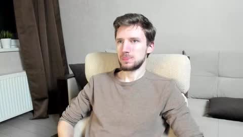 Andrew online show from December 2, 2:50 am