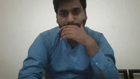 Snapshot of zes6363 chatting on April 24, 4:42 pm zes6363 online show from April 24, 4:42 pm