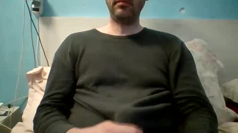 Snapshot of zeus00811 chatting on April 4, 4:55 am zeus online show from April 4, 4:55 am
