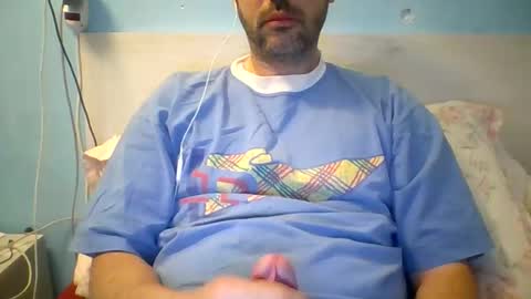 Snapshot of zeus00811 chatting on April 7, 4:57 am zeus online show from April 7, 4:57 am