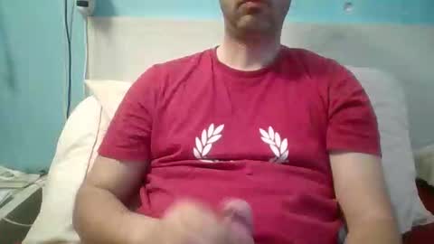 Snapshot of zeus00811 chatting on April 14, 6:08 am zeus online show from April 14, 6:08 am