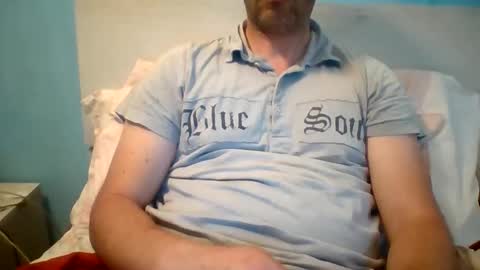 Snapshot of zeus00811 chatting on May 4, 5:36 am zeus online show from May 4, 5:36 am
