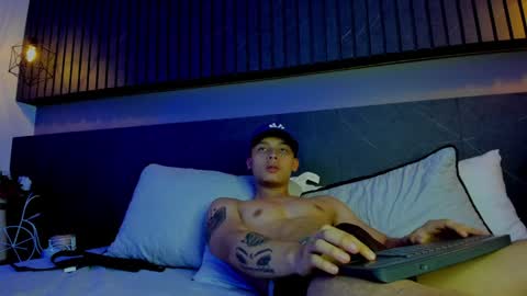 zeus online show from February 6, 6:51 am